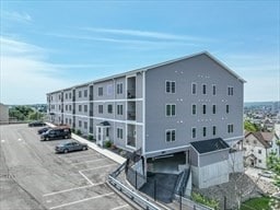 31 Ridge St Unit 100, Worcester, MA 01604