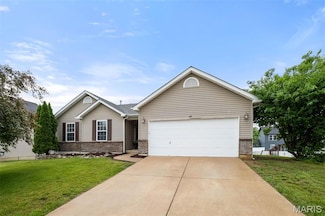 171 Majestic Lakes Blvd, Moscow Mills, MO 63362