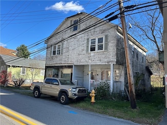 3127 Millers Run Rd, Cecil, PA 15321