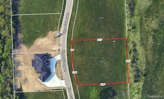 16774 Kings Fairway Ln, Grand Blanc, MI 48439