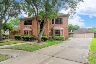 10 Dorothea Ln, Sugar Land, TX 77479