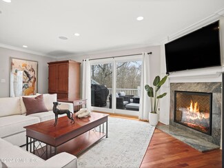 102 Silo Cir, Riverside, CT 06878