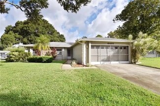 6401 Cedarbrook Dr, Pinellas Park, FL 33782