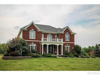 7060 Mystic Ct, Clarence Center, NY 14032