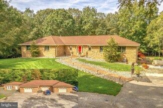 3955 Doncaster Dr, Indian Head, MD 20640