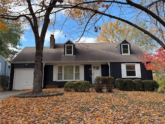 7400 Canterbury St, Prairie Village, KS 66208