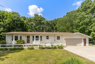 6733 Knollcrest St NE, Rockford, MI 49341