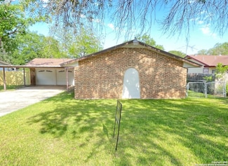 102 Dalewood Dr, Converse, TX 78109