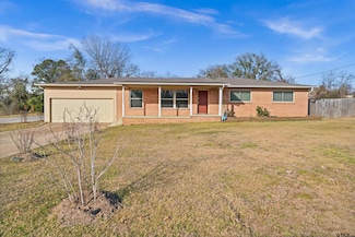 2024 Lindbergh St, Tyler, TX 75703