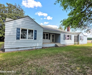 4788 N Carolina 41, Trenton, NC 28585