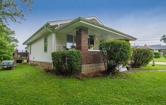 1203 N Crescent Rd, Bloomington, IN 47404