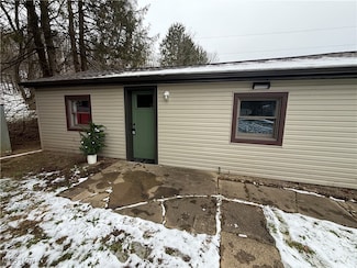 604 Crider Ave NE, New Philadelphia, OH 44663