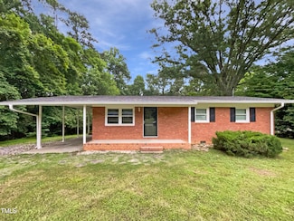 1311 Meadow Ln, Chapel Hill, NC 27516