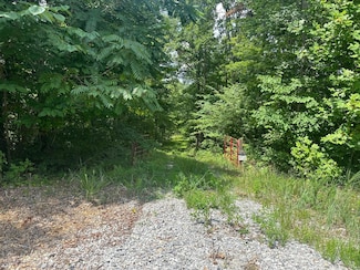 7-10 Harbor Mist, Burkesville, KY 42717