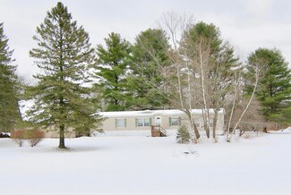 85 Ridge Rd, Corinth, ME 04427
