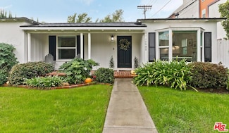 10542 Moorpark St, Toluca Lake, CA 91602