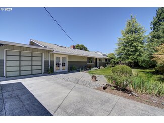 8510 NE Grove Rd, Vancouver, WA 98665