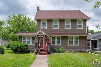 1533 SW MacVicar Ave, Topeka, KS 66604