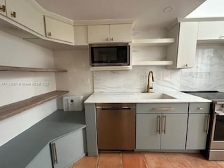 2801 Florida Ave Unit 214, Miami, FL 33133