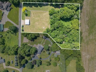 8903 Kraft Ave SE, Caledonia, MI 49316