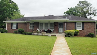 2207 Wharton Rd NW, Huntsville, AL 35810