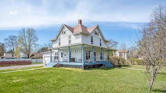 800 N Main St, Three Rivers, MI 49093
