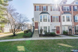 753 Pepperidge Rd, Mahwah, NJ 07430