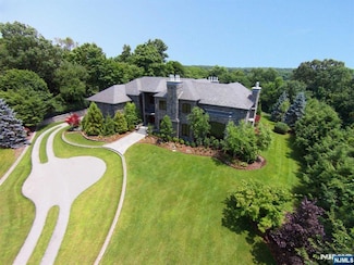 64 Stoney Ridge Rd, Saddle River, NJ 07458