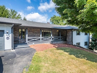 302 Chestnut St, Pearisburg, VA 24134