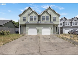 4118 S E St, Springfield, OR 97478