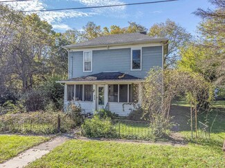 1130 Jones St, Wabash, IN 46992