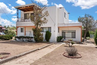 1508 W Alameda St, Santa Fe, NM 87501