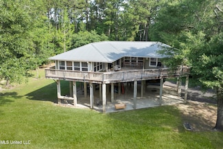 5297 Tuxachanie Dr, Biloxi, MS 39532