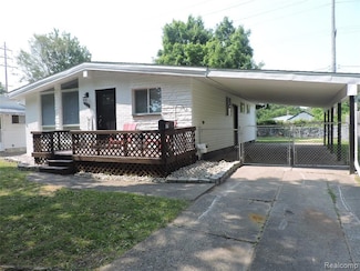 905 Macdonald Ave, Flint, MI 48507