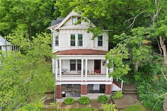 403 S Cayuga St, Ithaca, NY 14850