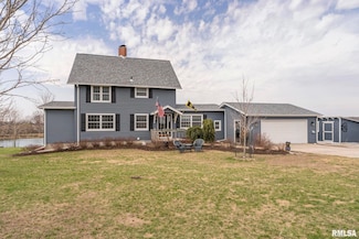 1660 Yankee Ave, Blue Grass, IA 52726
