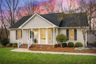 306 Westgate Dr, Elon, NC 27244
