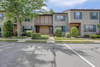 58 Pheasant Run Unit 58, Edison, NJ 08820