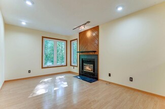 399 Cottage Ave W Unit 2, Saint Paul, MN 55117