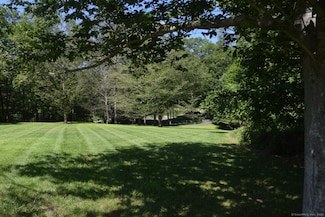 80 Lounsbury Ln, Ridgefield, CT 06877
