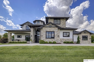 1708 S 218th Ave, Elkhorn, NE 68022