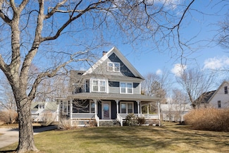 156 York St, York, ME 03909