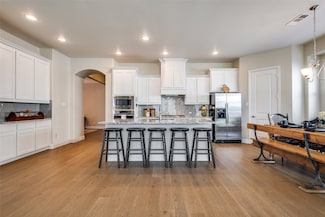 2706 Point Vista Dr, Lewisville, TX 75067