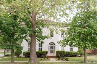 124 W Ross St, Palmyra, MO 63461