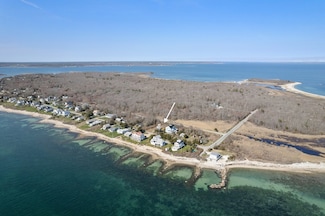 11 Balsam St, Fairhaven, MA 02719