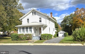 111 E 5th St, Waynesboro, PA 17268