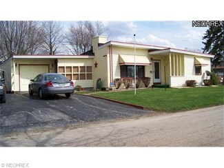 2104 E 44th St, Ashtabula, OH 44004