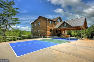 406 Hope Dr, Blue Ridge, GA 30513