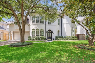 4908 Braeburn Dr, Bellaire, TX 77401