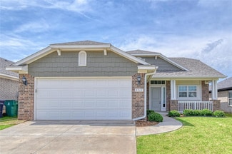 6712 NW 155th St, Edmond, OK 73013